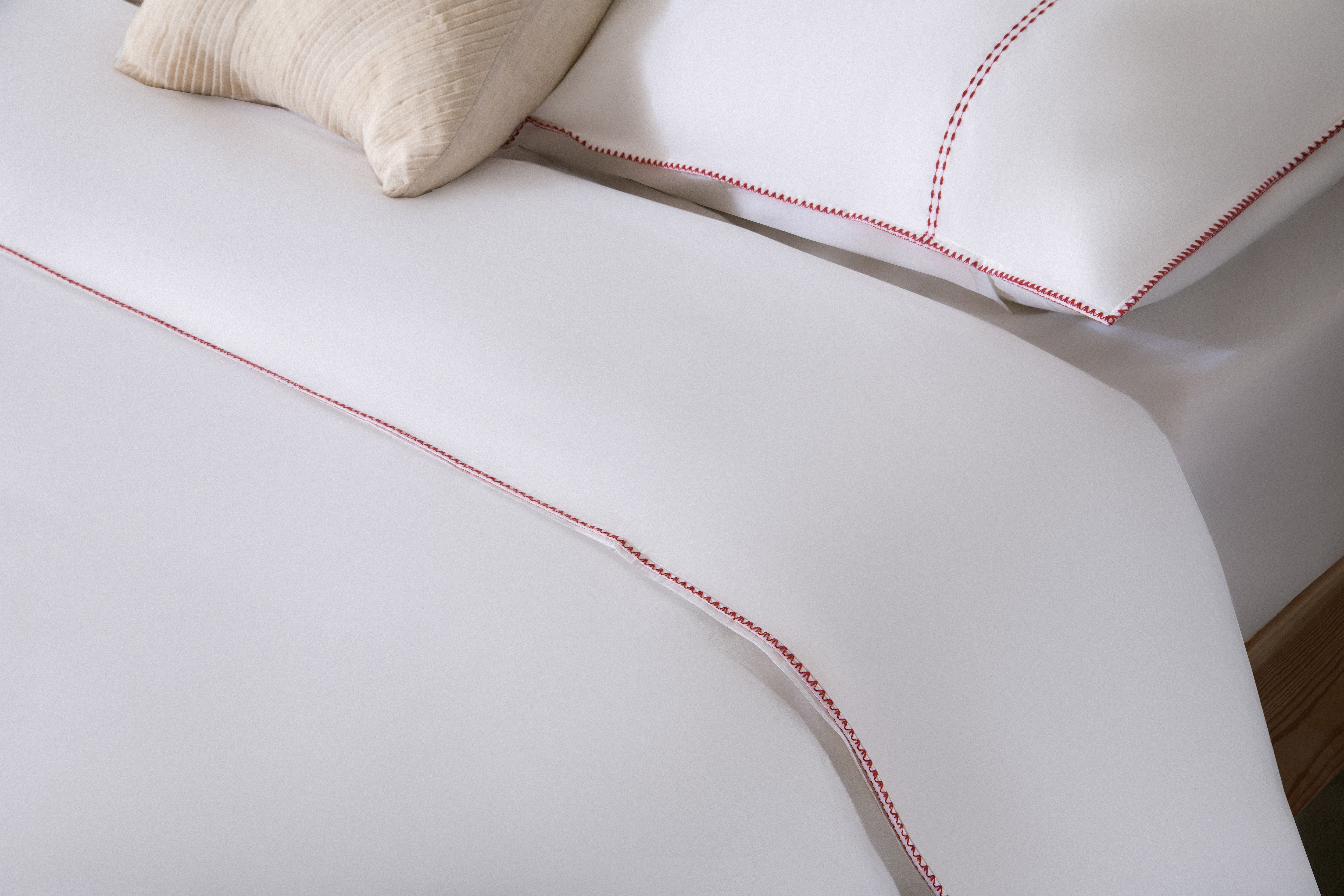 Red Feston Duvet cover