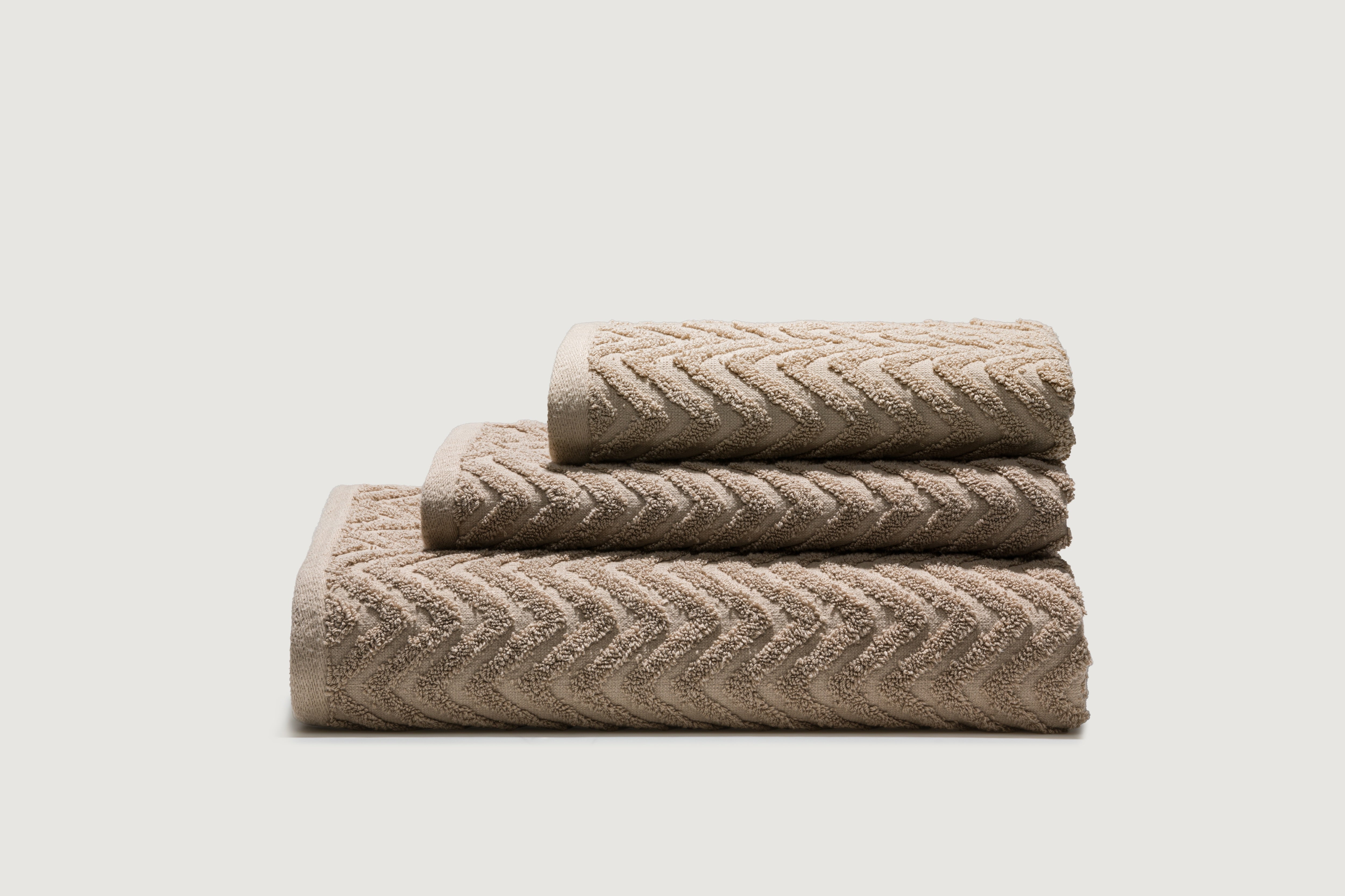 Zigzag Jacquard Towel