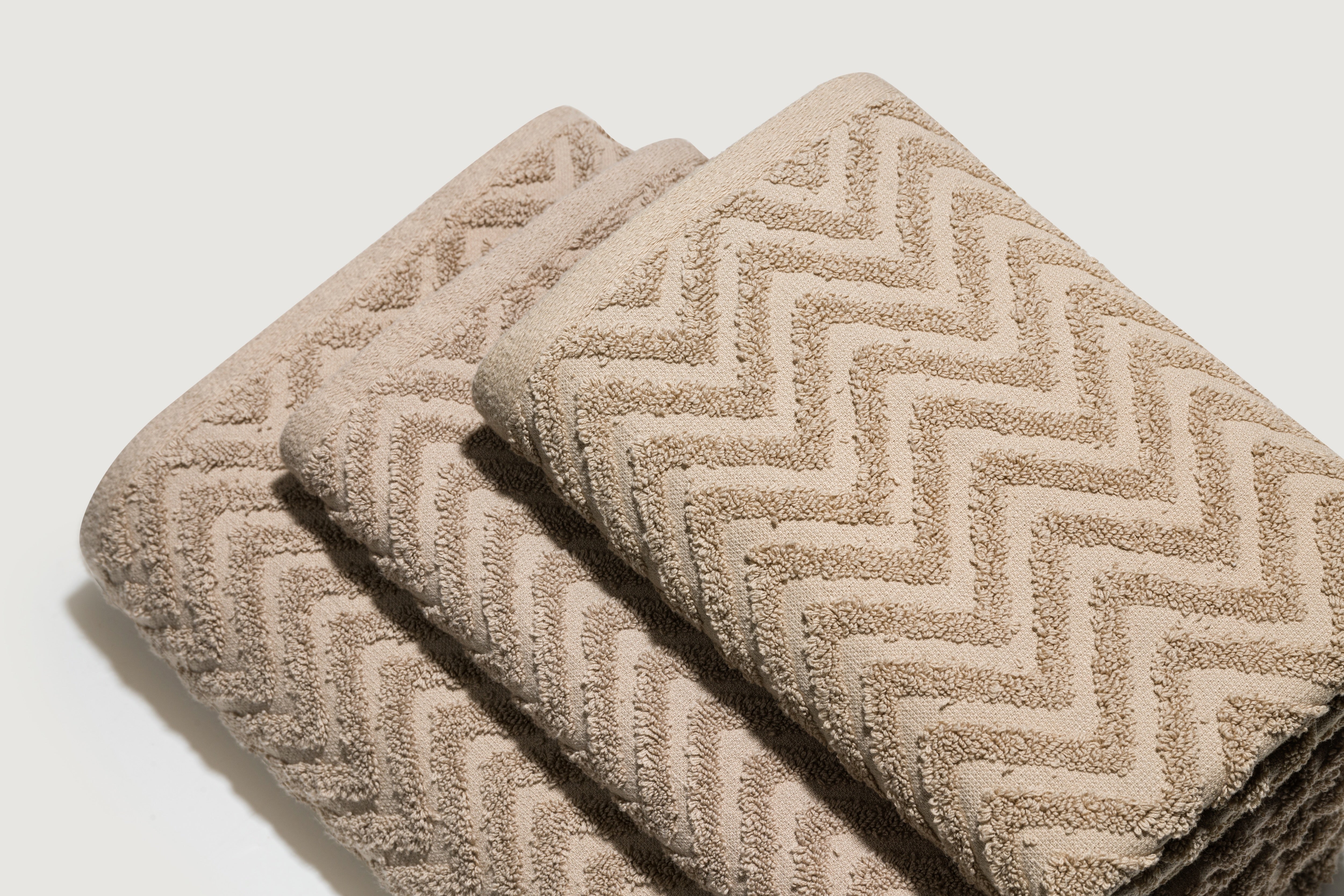 Zigzag Jacquard Towel