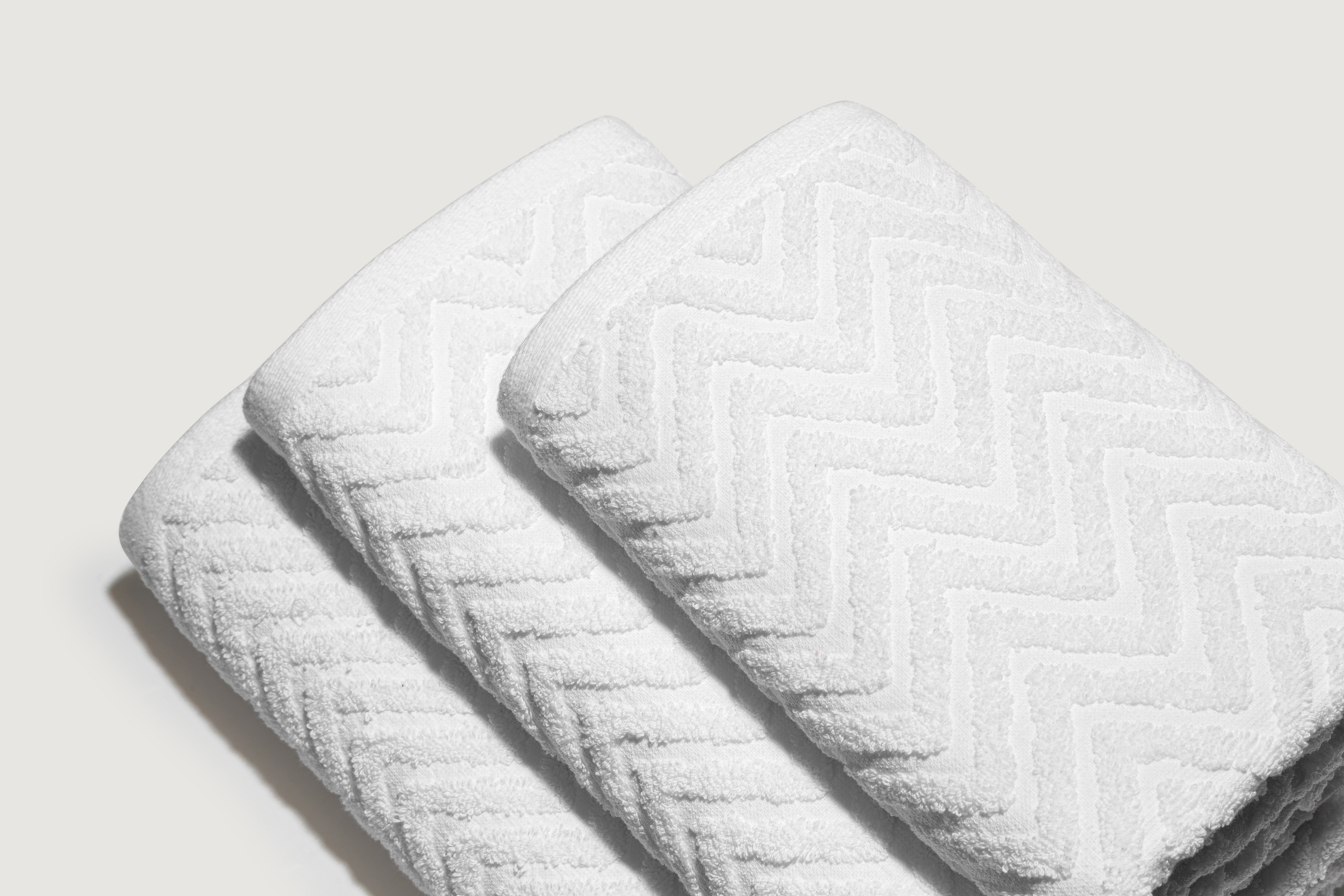 Zigzag Jacquard Towel