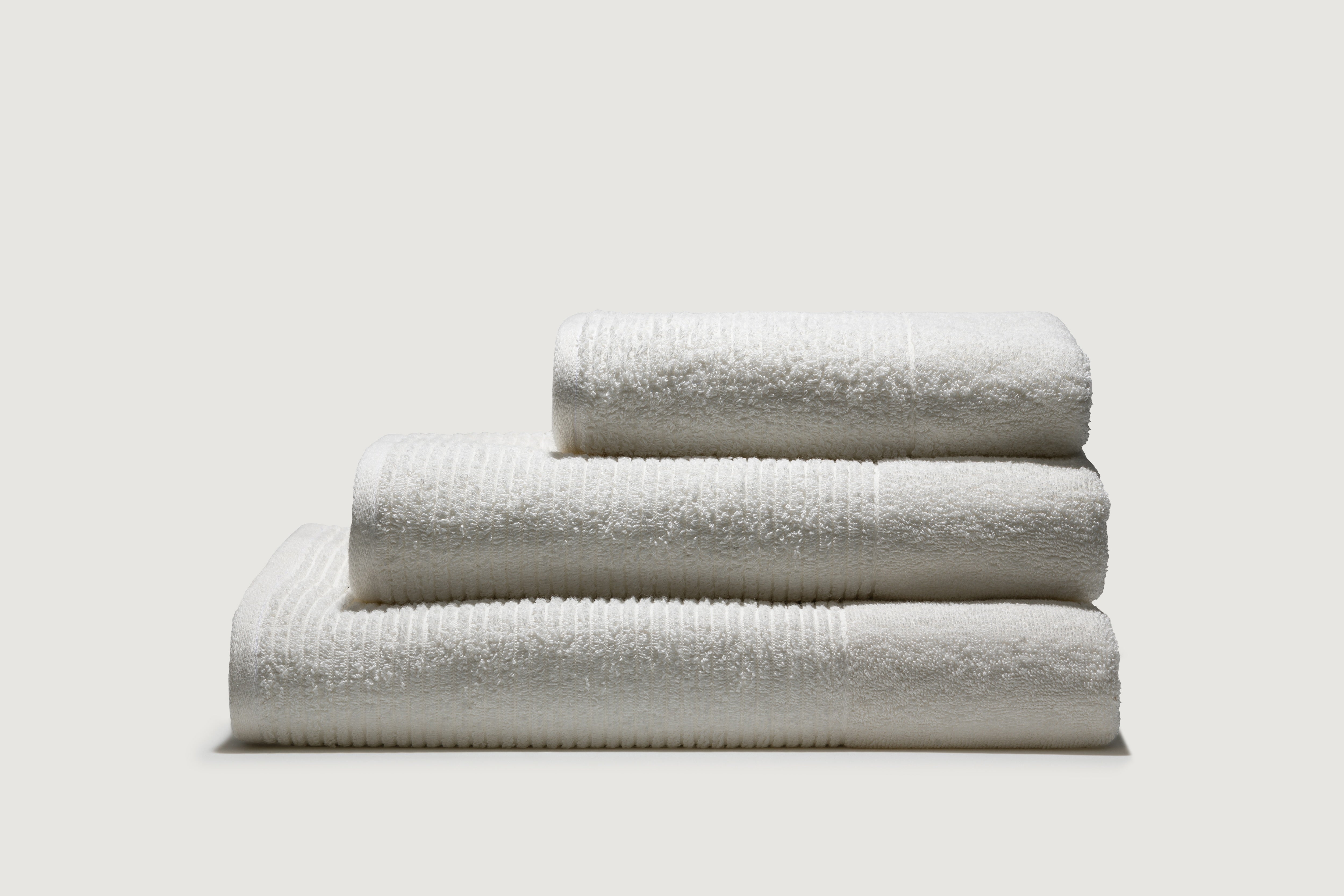 1 Line Jacquard Towel