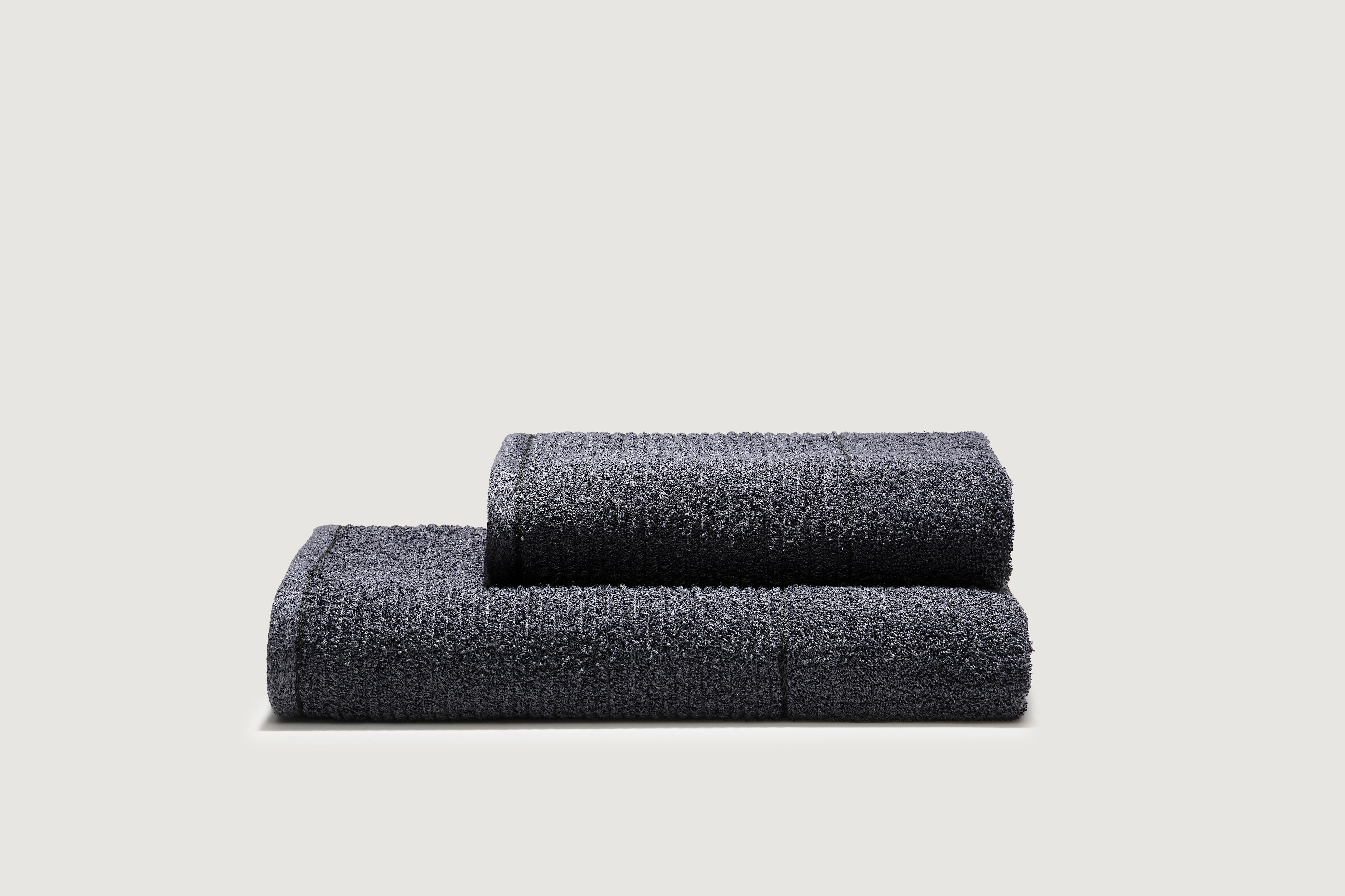 1 Line Jacquard Towel