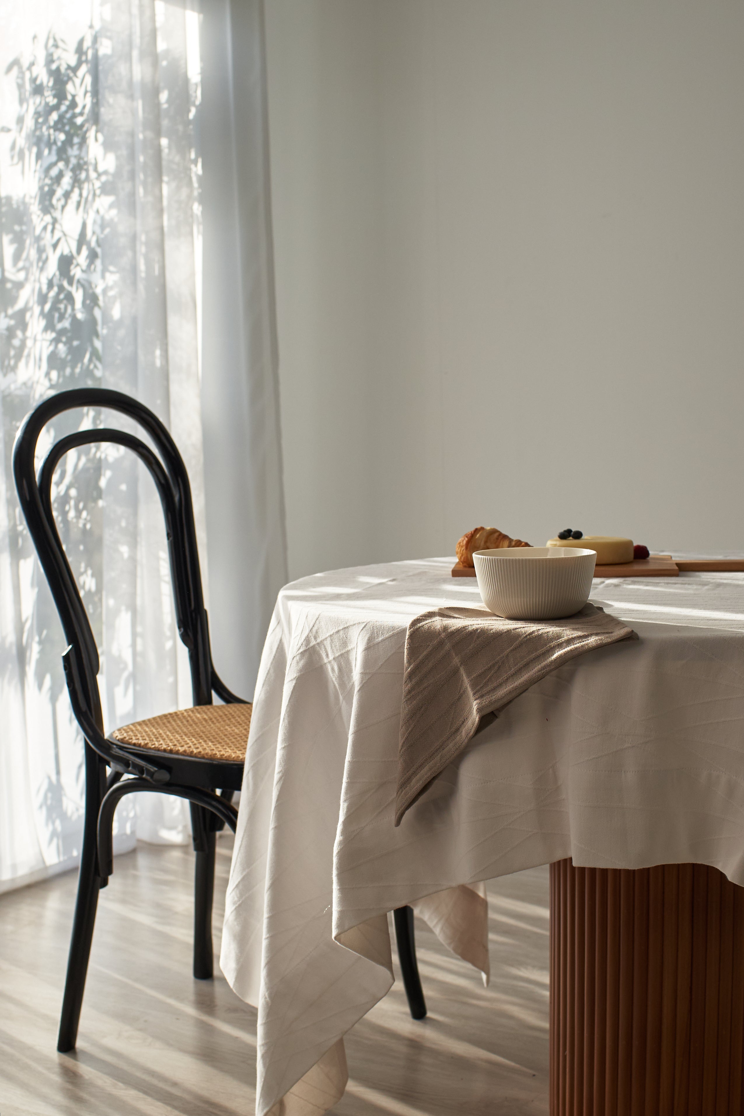 Japandi Lines Table linen