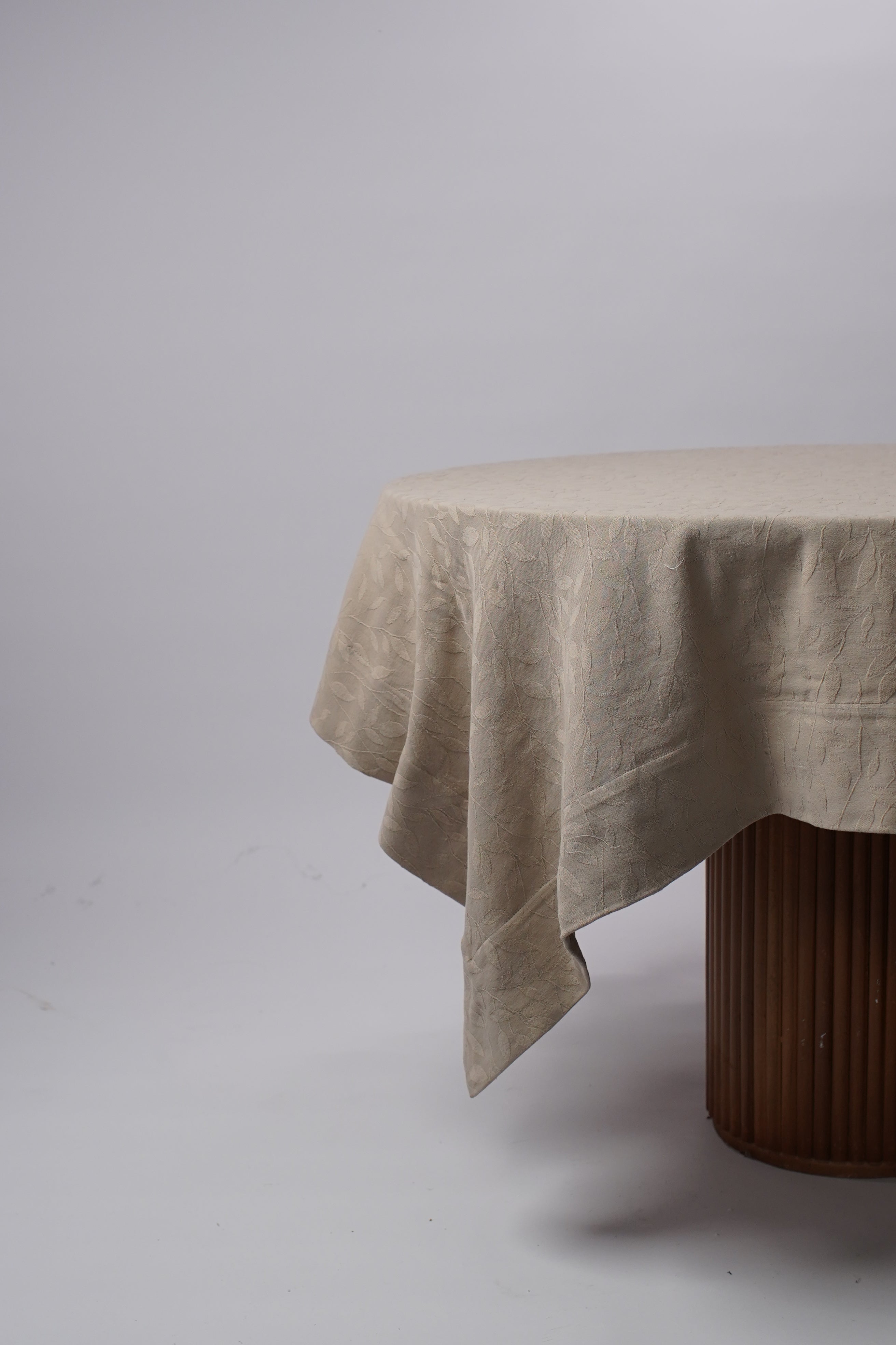 Japandi Leaves Table linen