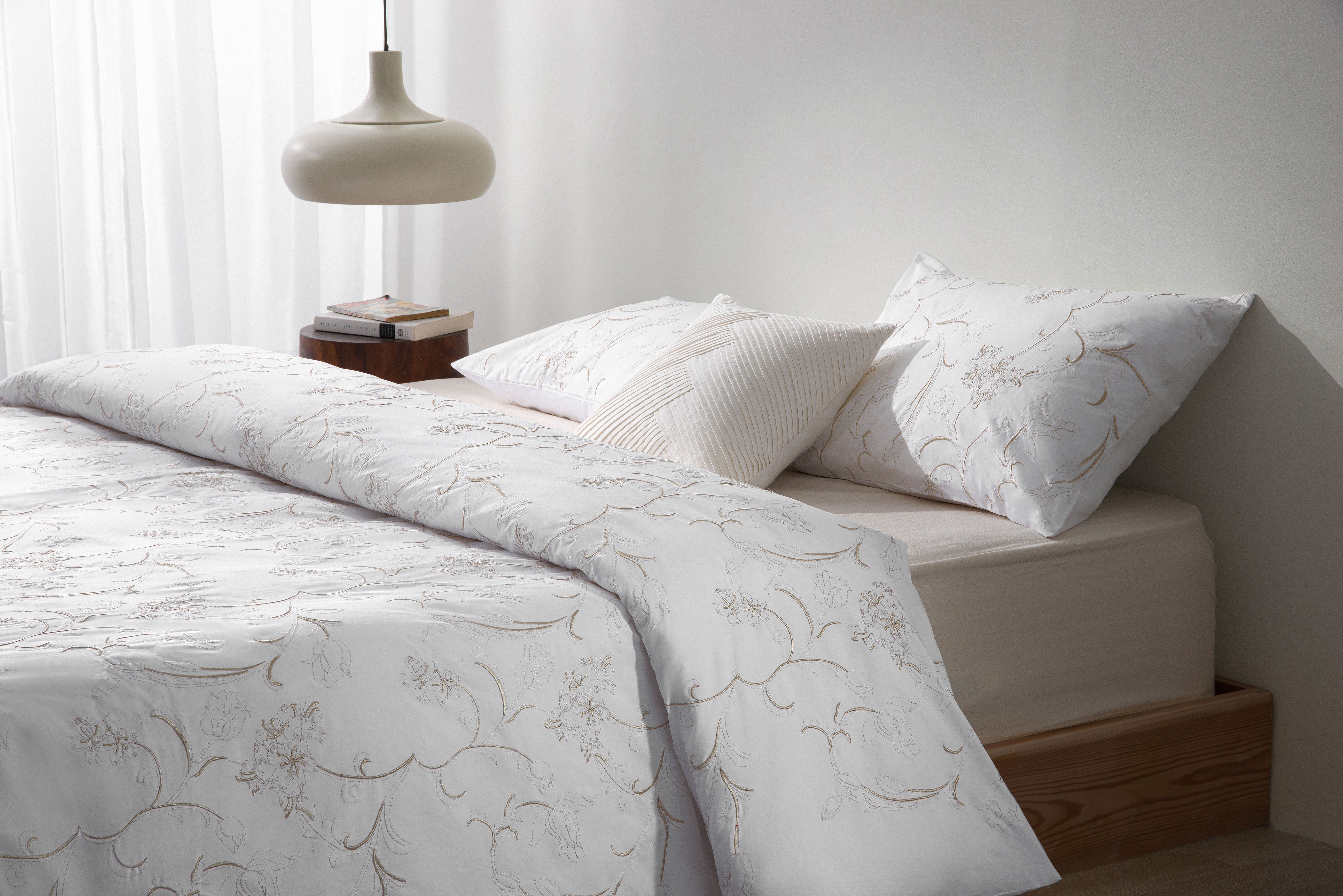 Embroidered Therma Duvet cover