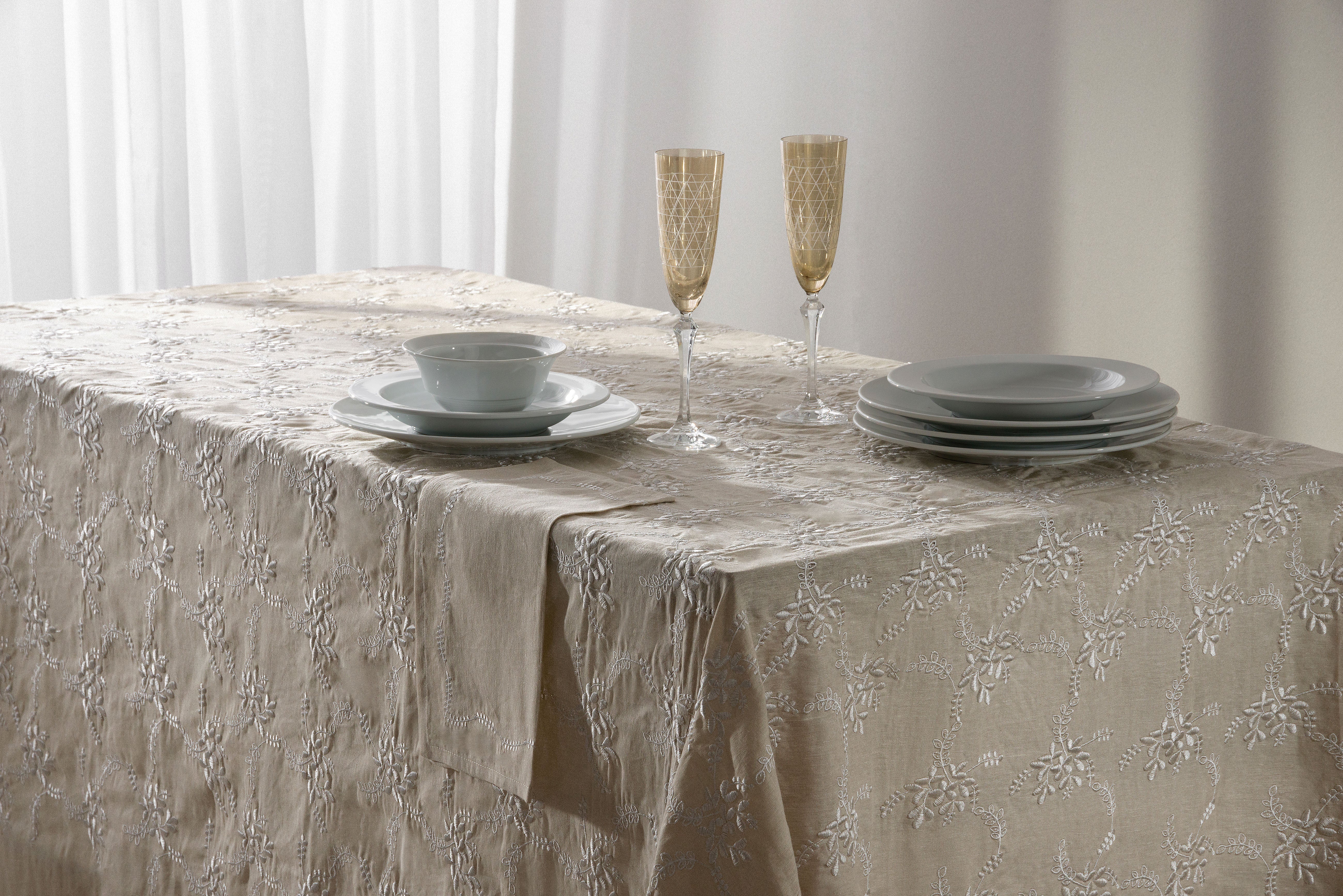 Linen Full Flowers Embroidered Table Linen