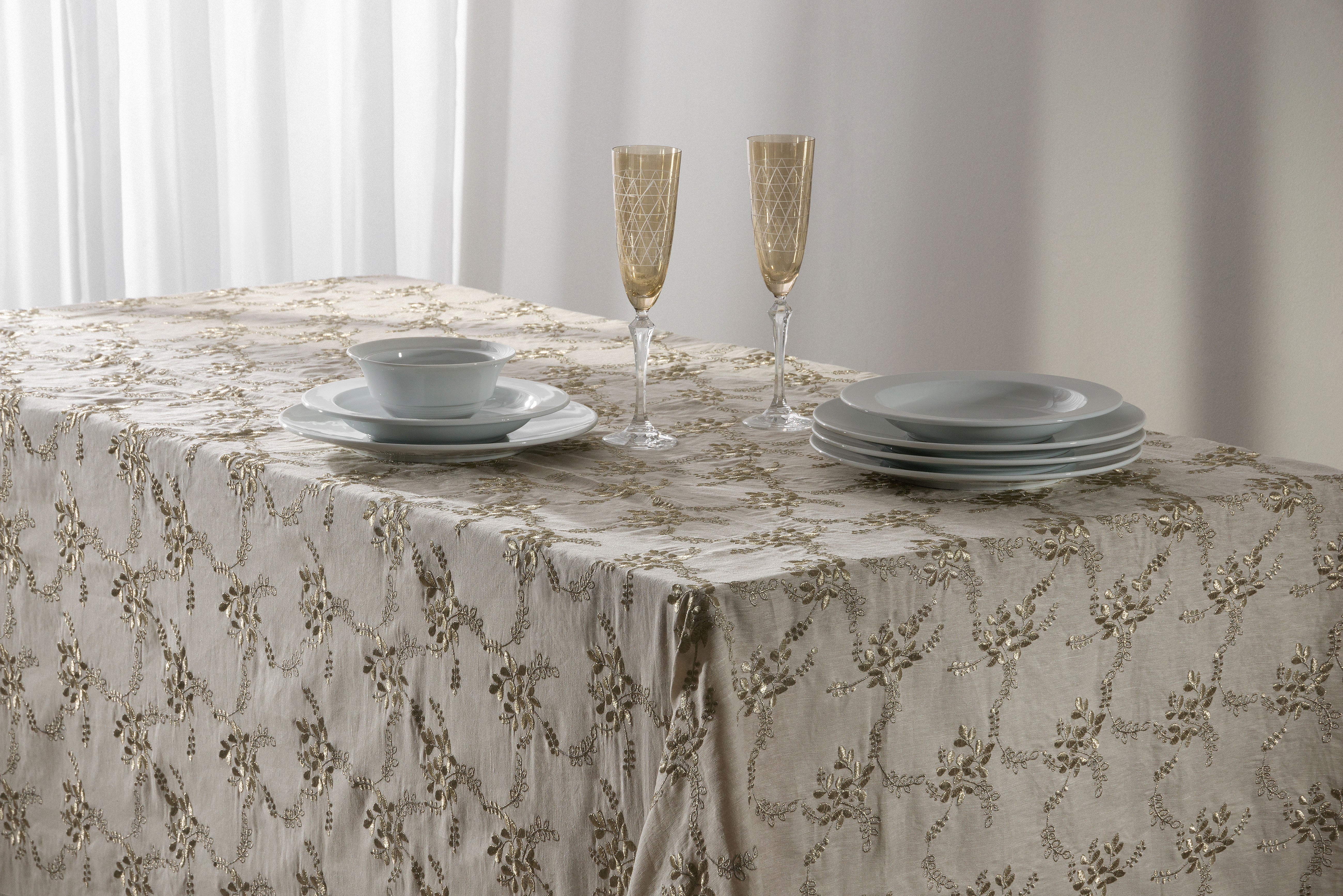 Linen Full Flowers Embroidered Table Linen