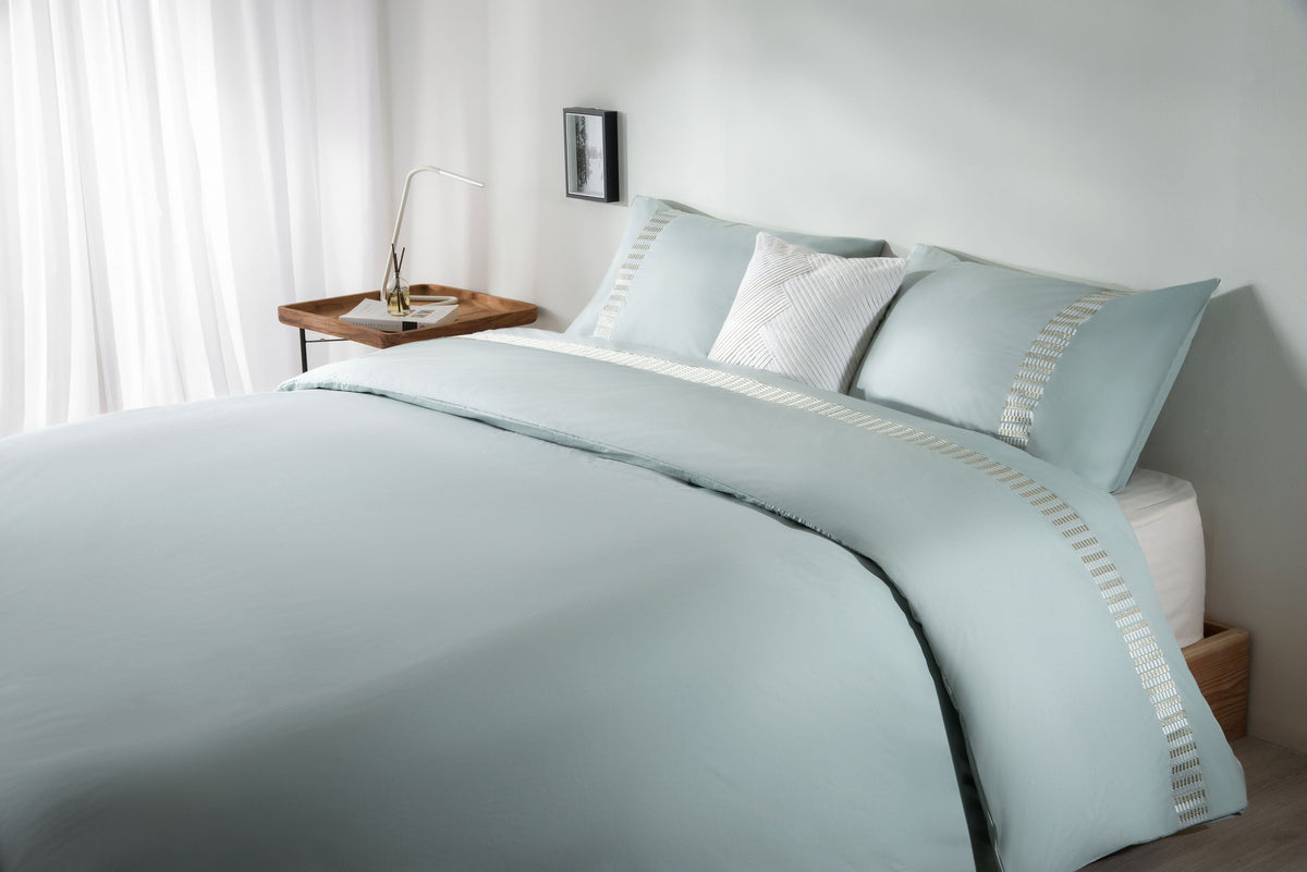 Embroidered block Duvet cover – Lilly Home